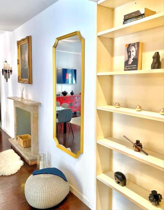 Duomo Area 2 Bedroom Deluxe Apartment Mailand