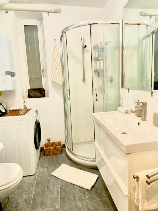 Duomo Area 2 Bedroom Deluxe * Mailand